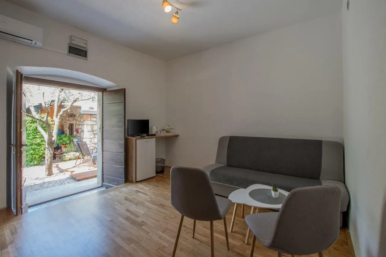***  Guest House Maslina Croatia